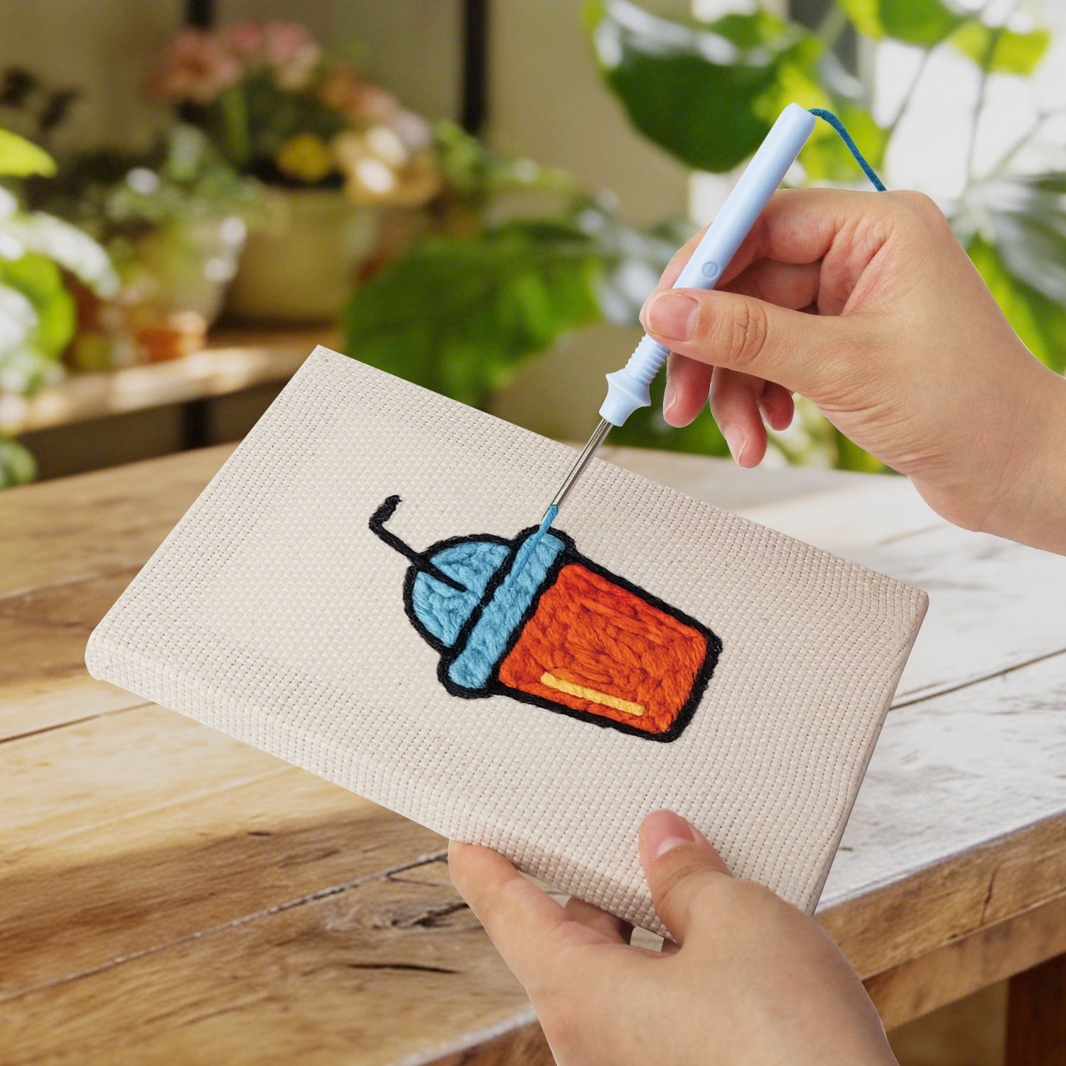 קיט רקמה DIY – מתוקים צבעוניים