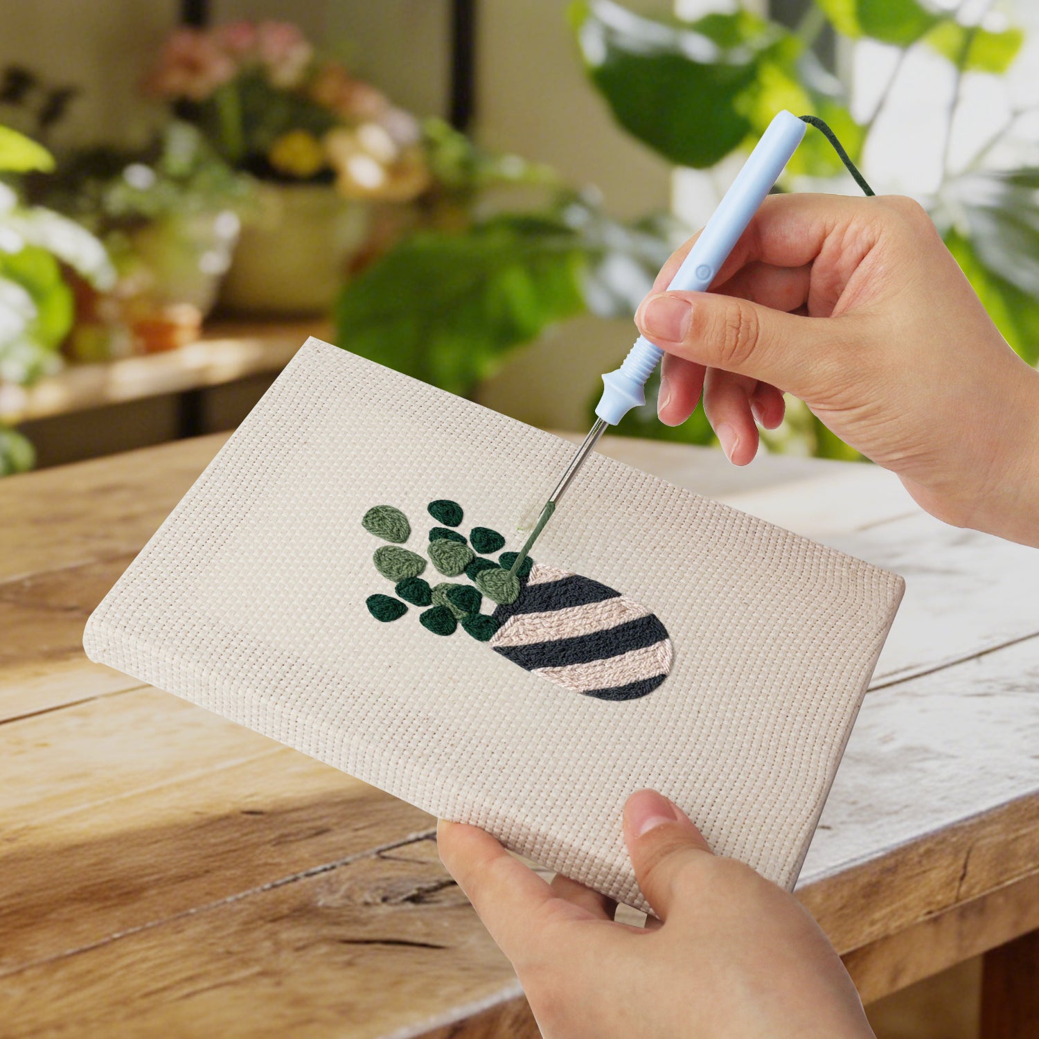 קיט רקמה DIY – עציצים מודרניים
