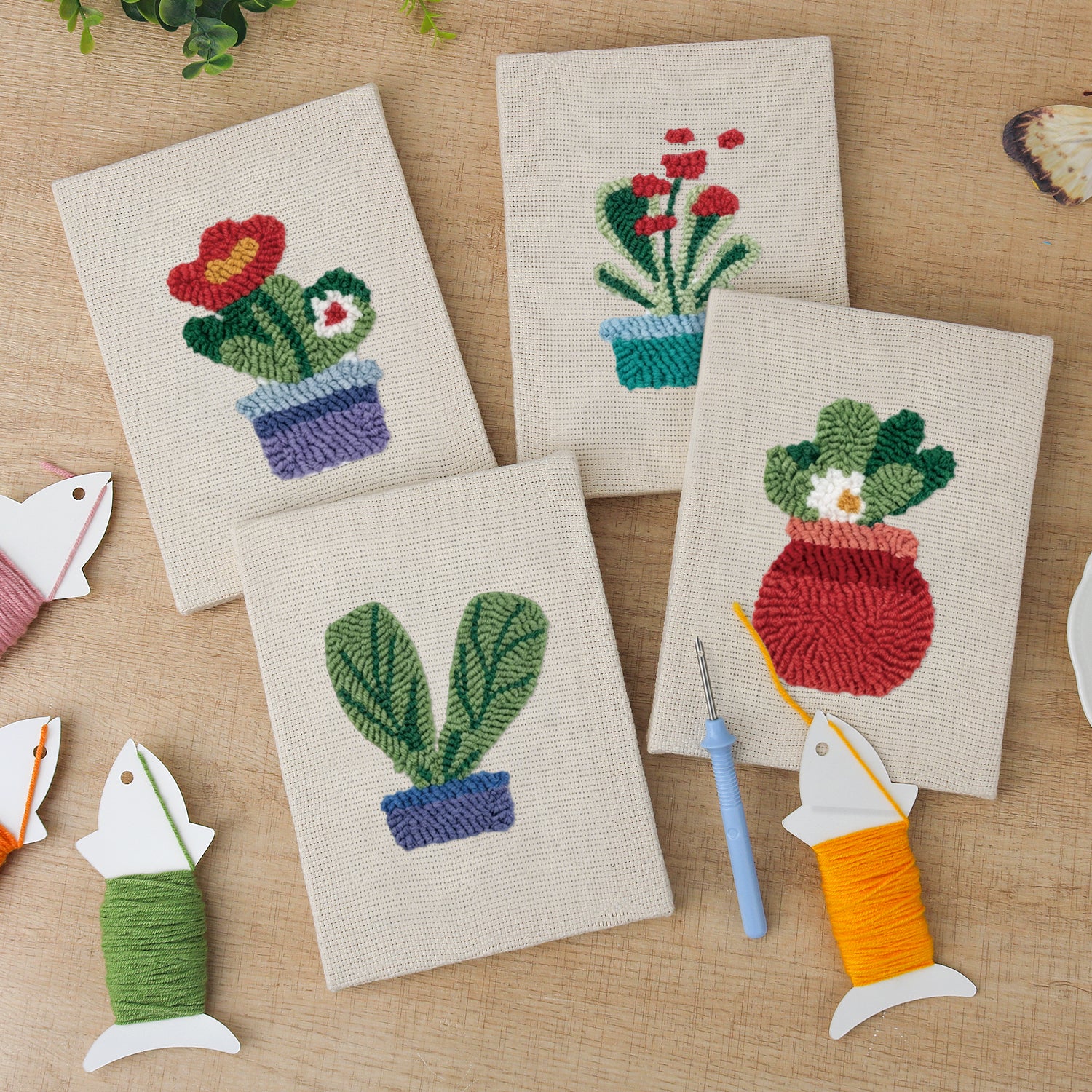 קיט רקמה DIY – צמחייה ביתית