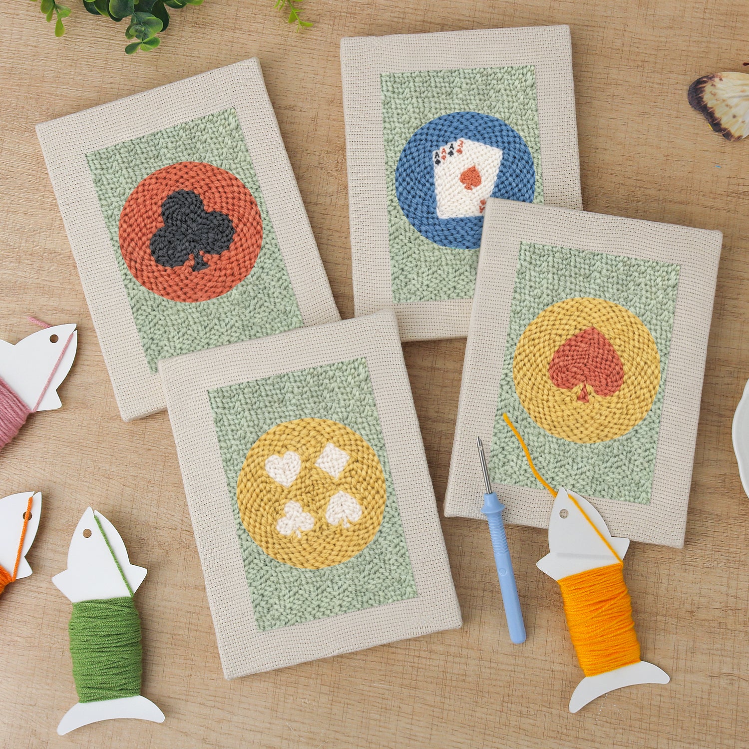 קיט רקמה DIY – קלפים של מזל
